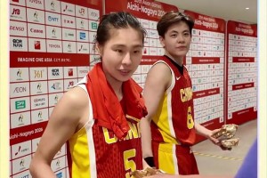 于嘉谈中国女篮：她们是我看着长大的孩子 也很不容易 祝福她们