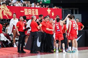 争议判罚引热议！中国女篮与台北女篮铜牌战再燃火花